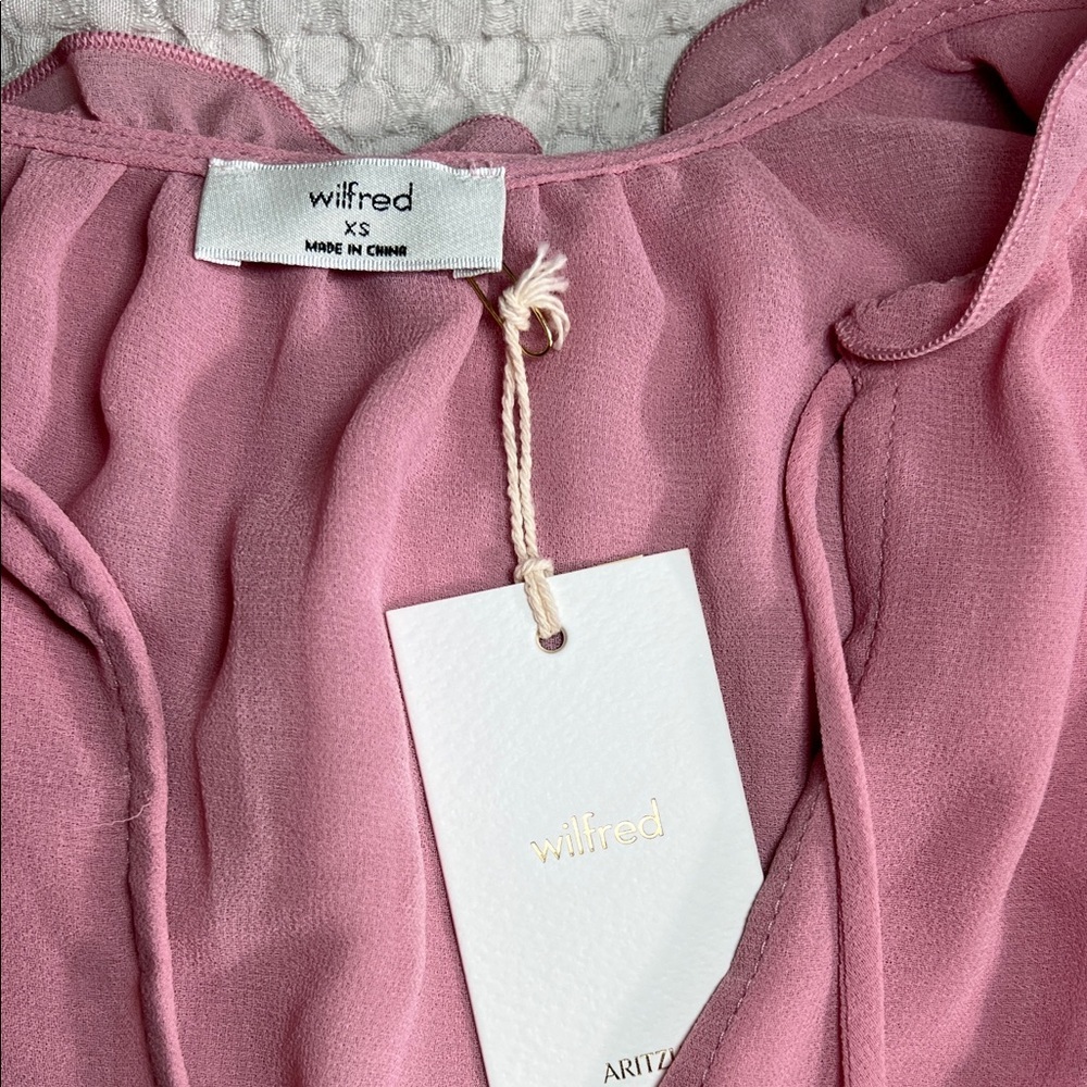 Wilfred Aritzia Pink Button-Up Blouse size XS - Picture 2 of 9
